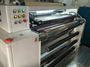 PET OPP Hologram Máy Dập Nổi Mềm Holographic Máy Dập Nổi Cho <span class=keywords><strong>Wide</strong></span> <span class=keywords><strong>Web</strong></span> Laser Press - Product Image 2