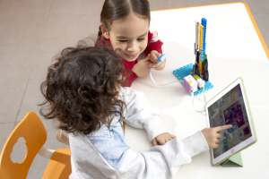 ICQbot Interactive <strong>Coding</strong> Robot Set (Electronics) Wedo2.0