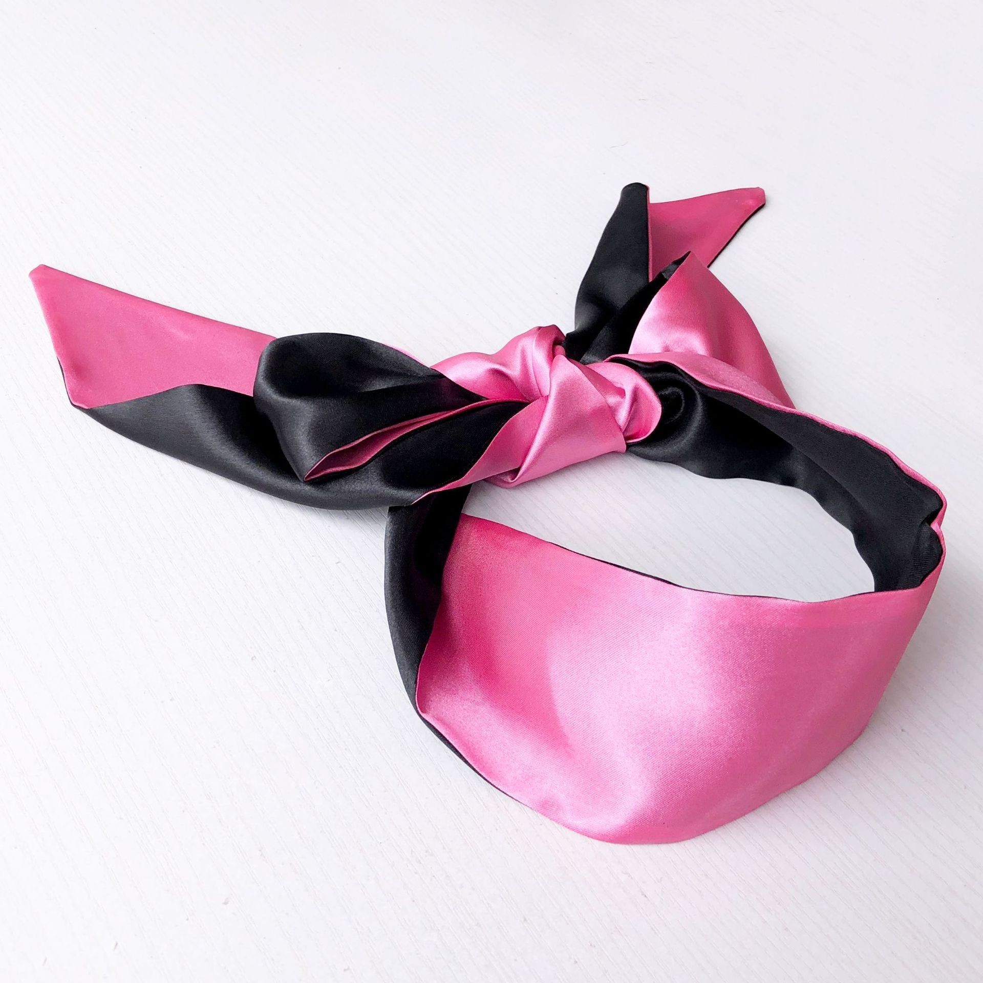 Rose avec du noir