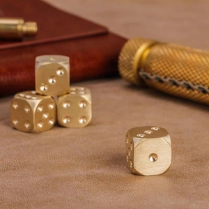 Brass kim loại rắn Xúc xắc tay đánh bóng thanh Nguồn cung cấp Món quà sáng tạo Mạt chược sàng hoạt động xúc xắc - Product Image 5