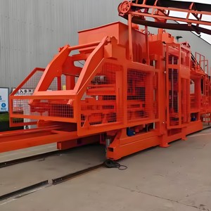 Macchina automatica per costruzioni,