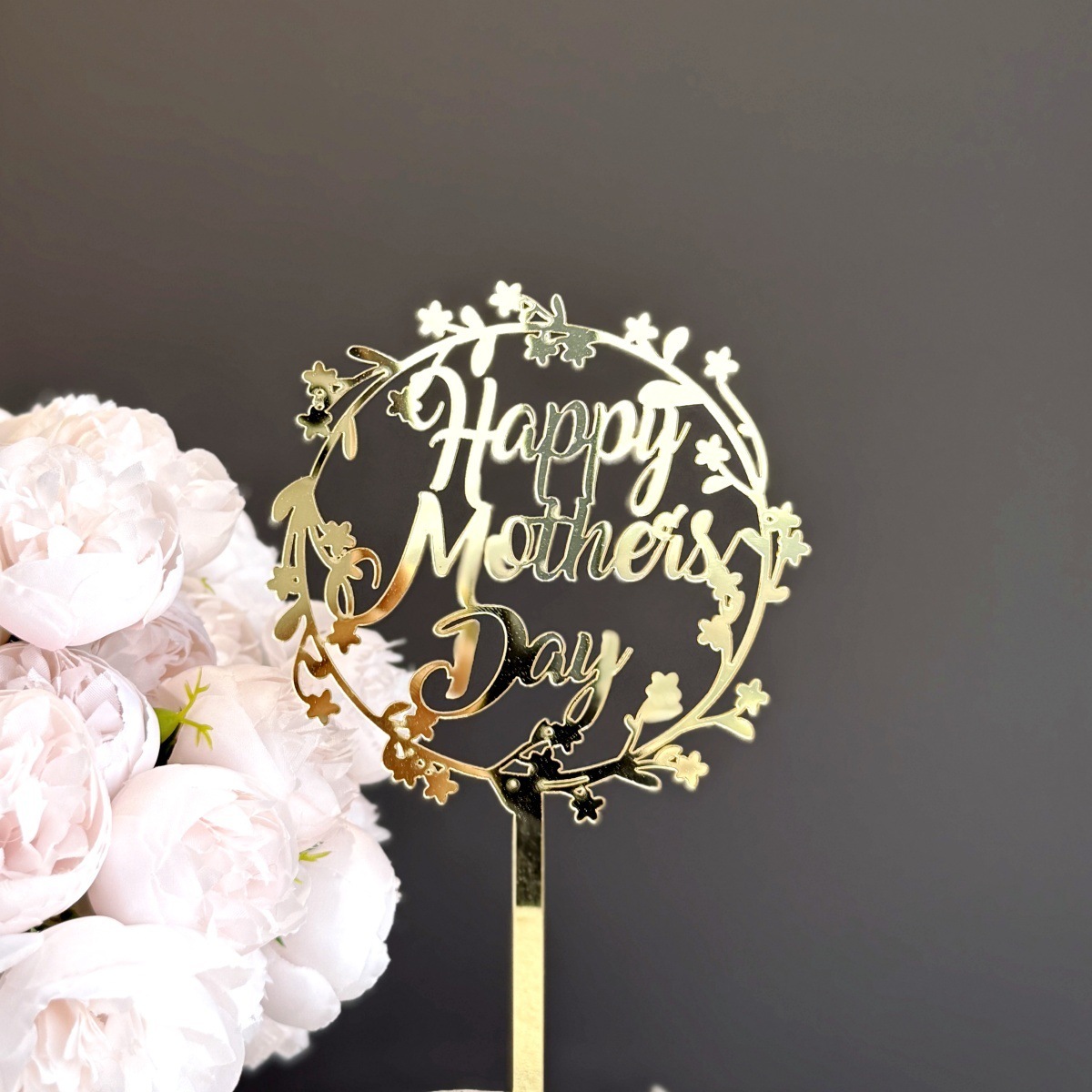 Happy mothers day golden small flower