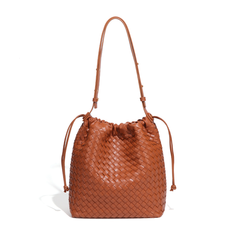 B2514 # Caramel Brown