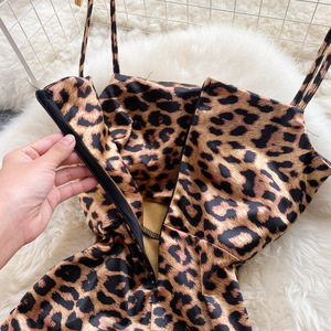 Kadınsı bel kırışıklık elbise insan seksi yaz Sling seksi kadın ince elbise kalça yeni grup