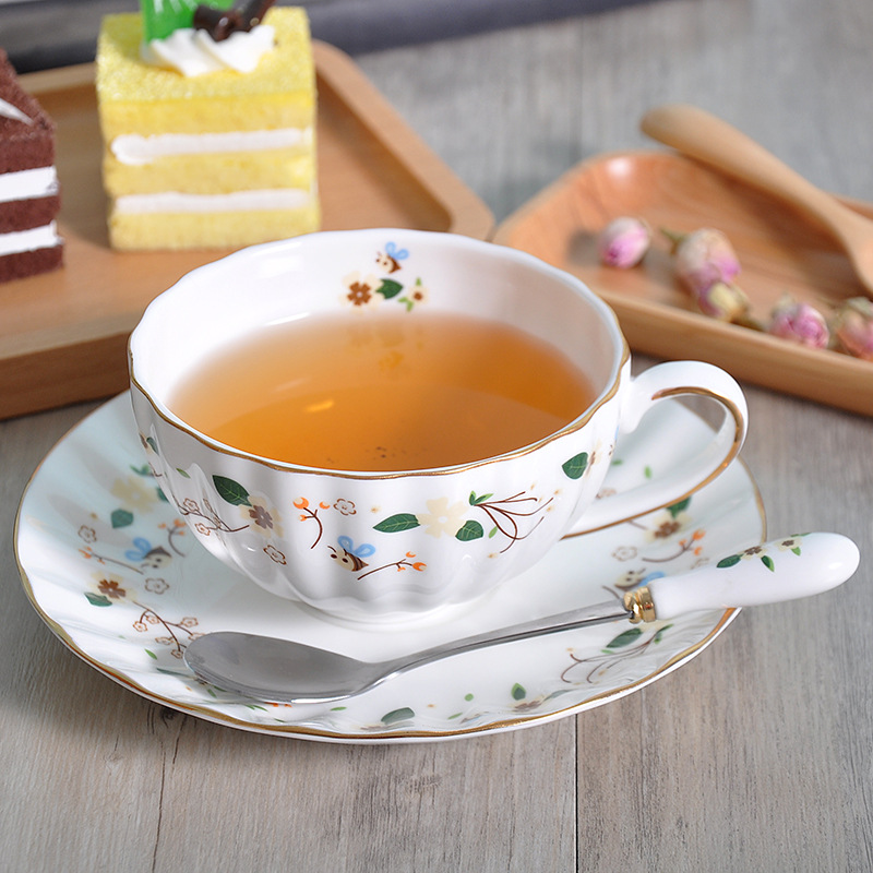 Pequeña abeja taza + platillo + cuchara