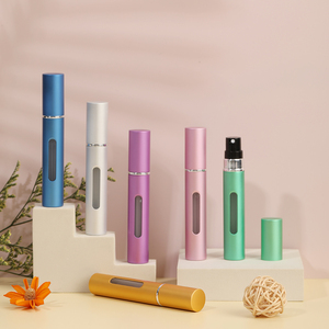 Popular 8ml Cores Misturadas Garrafas De Spray Portátil Garrafas De Spray De Perfume De Shell De Alumínio Atomizador Recarregável - Product Image 1