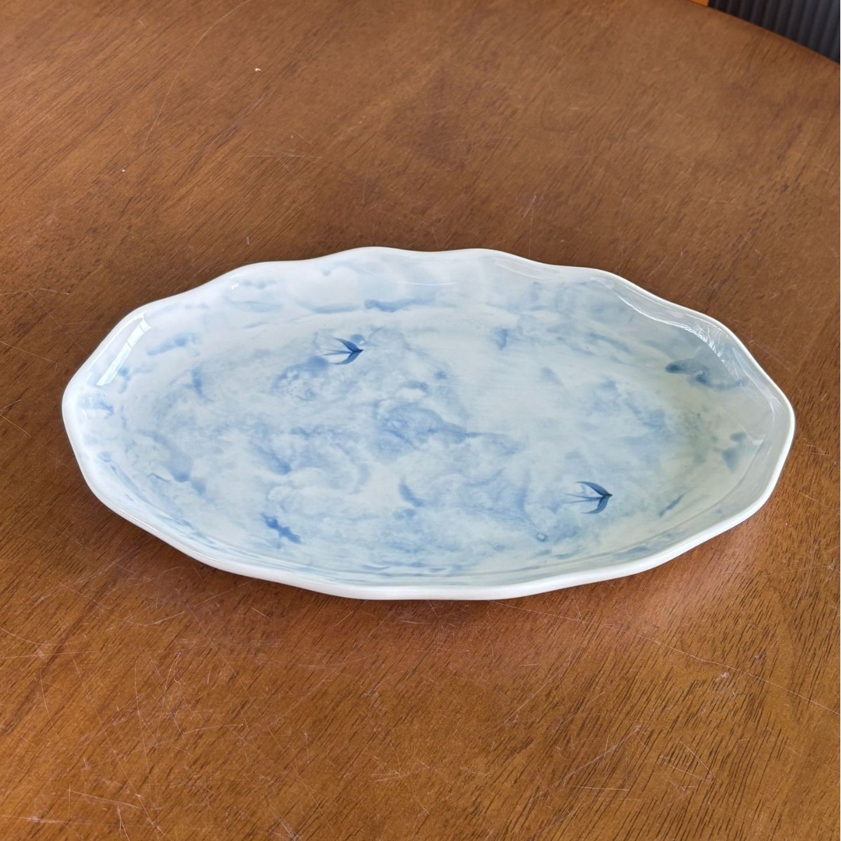 Ink swallow -12 inch oval fish plate