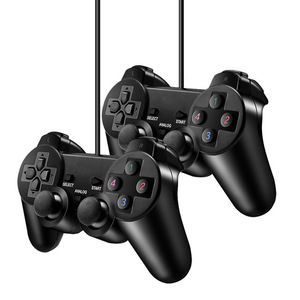 Mando con cable para juegos Manettes et commandes de jeu Palancas y controles para videojuegos