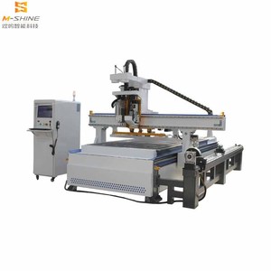 Máquina enrutadora Cnc de cambio de herramienta automática Máquina Cnc de madera Atc Enrutador 1530 con eje de rotación 3D M-shine