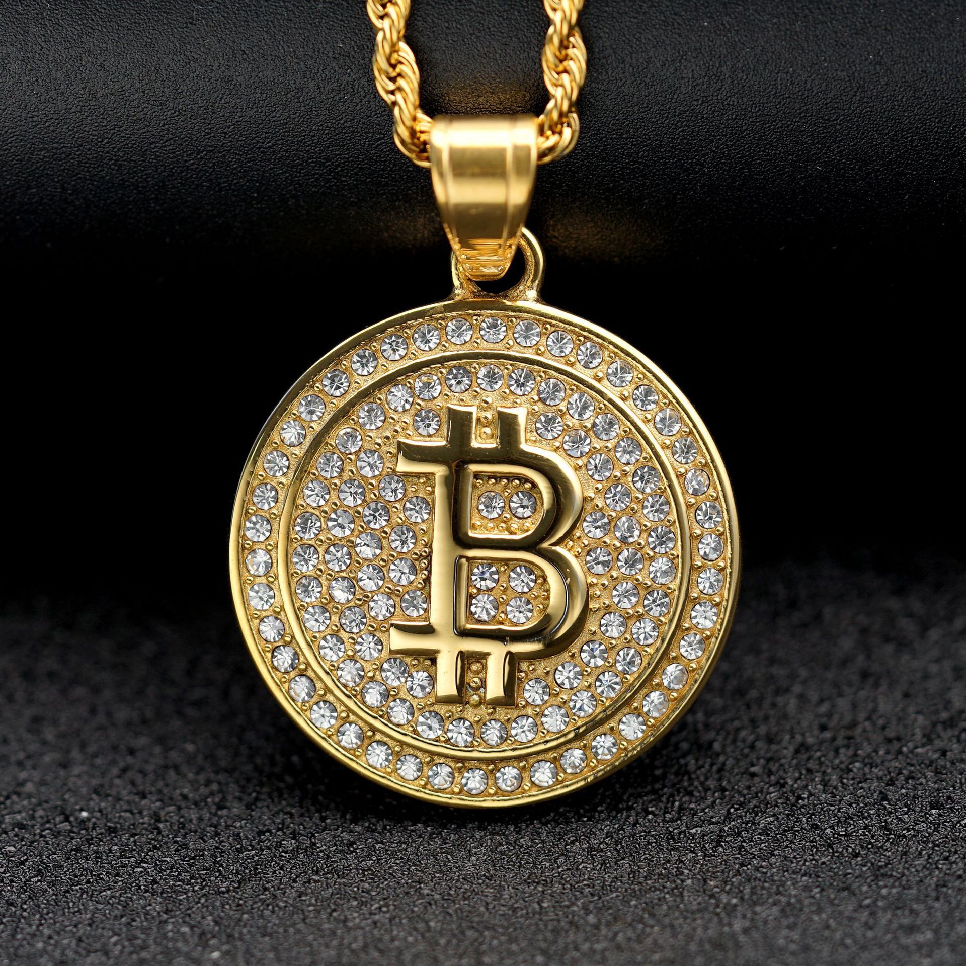 Gold Single Pendant