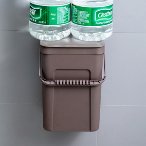 Cubo de basura de plástico montado en la pared para el hogar, cubo de basura con tapa y mango, contenedor convenientemente almacenado para basura - Product Image 5