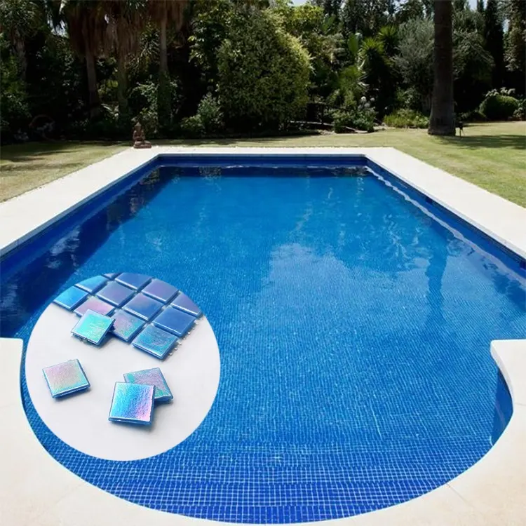 Piastrelle di mosaico per piscina in vetro perlescente blu di vendita calda piastrelle per piscina in mosaico di vetro per esterni iridescenti di colore blu