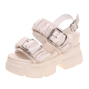 双带增高鞋女式凉鞋 - Product Image 6