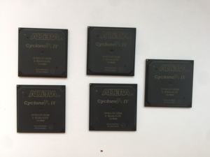 EP4CE15F23C8N Neuer Original EP4CE15F23C8 Feldprogrammierbarer Gate-<span class=keywords><strong>Array</strong></span>-IC FPGA 343 I/O FBGA484 Elektronische Komponenten - Product Image 3