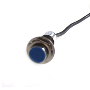 YUMO LM18-3005PC DC PNP NO + NC M18mm induktive proximity schalter sensor