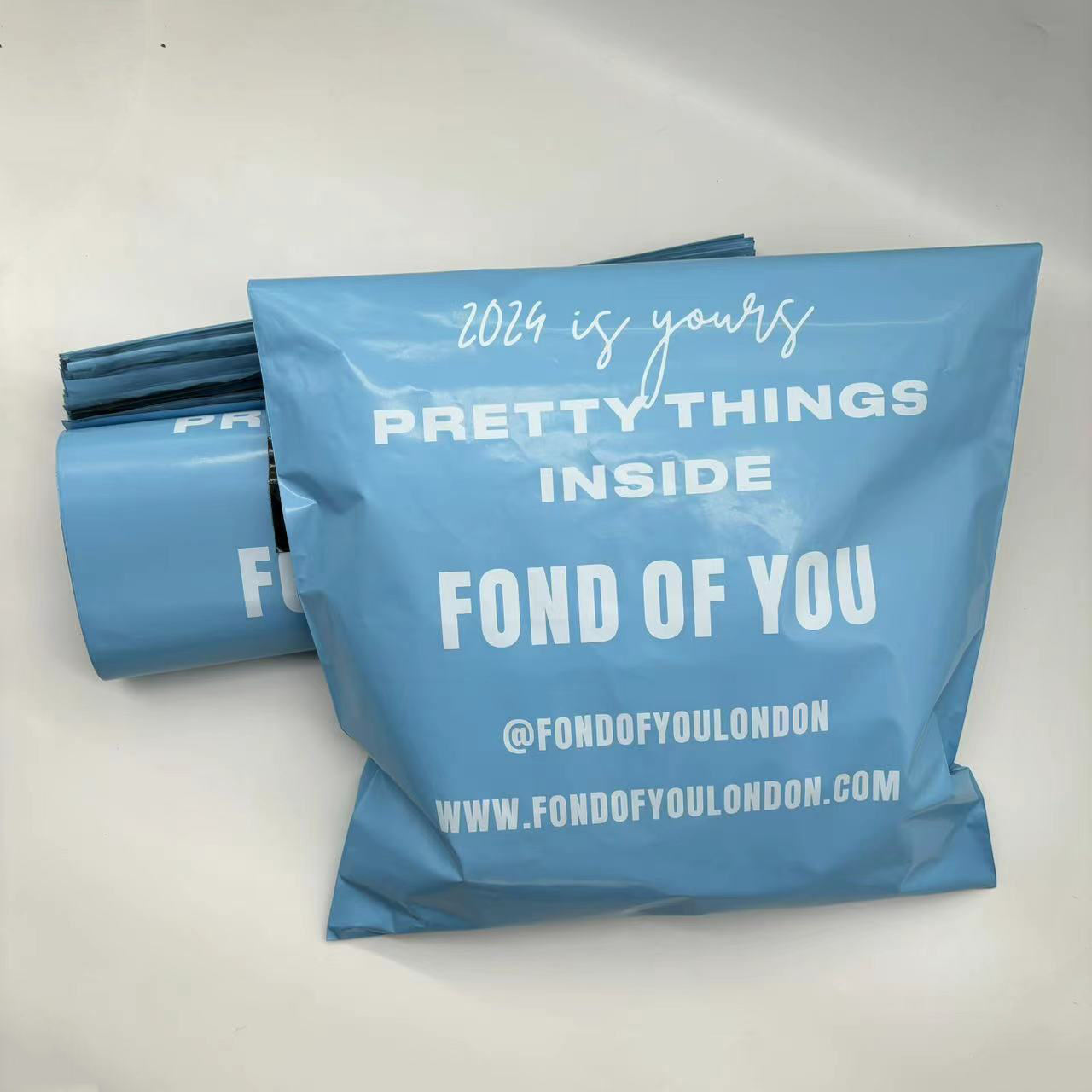 สีน้ำเงิน