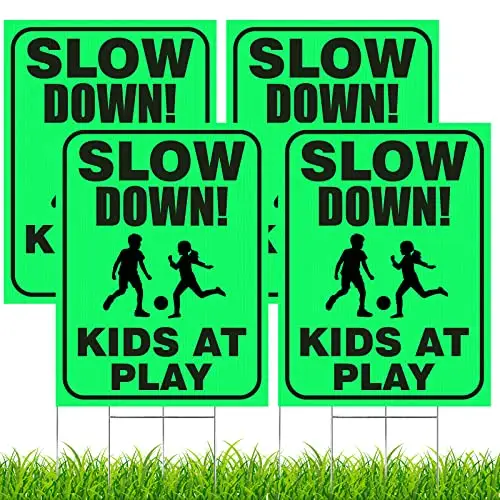 الأطفال والحيوانات الأليفة في اللعب علامة علامات تحذير سلامة الطفل ، علامة الأطفال لحي الشارع في الحديقة
