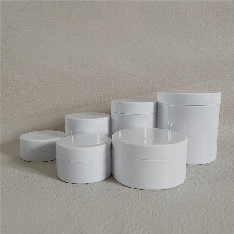 Pot blanc + couvercle blanc