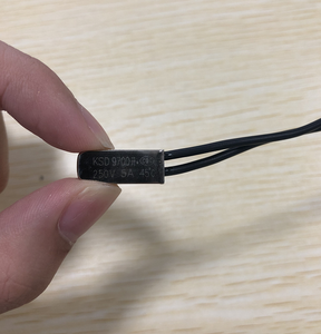 Temperature制御スイッチKSD9700 5A/250Vサーマルプロテクタ通常/ノーマルオフ - Product Image 3