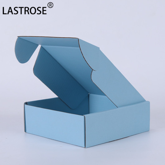 caja de correo azul