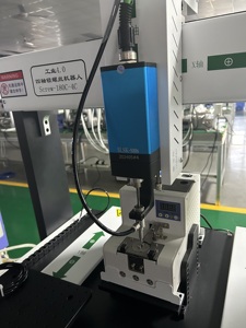 Hoch effiziente automatische Desktop-Schraubens icherungs maschine für mehr elektronische Produkt befestigung Doppelsystem-Festziehen - Product Image 4