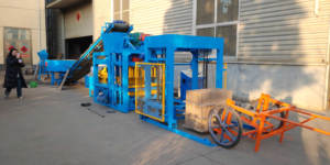 Máquina de bloques de motor de hormigón, máquina semiautomática de fabricación de ladrillos, máquina de bloques de motor de Sudáfrica - Product Image 4