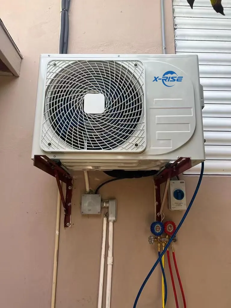 Climatiseur solaire fendu pur de CC de 9000Btu pour le confort de contrôle d'ajustement automatique de système de réfrigération solaire de ménage 100%