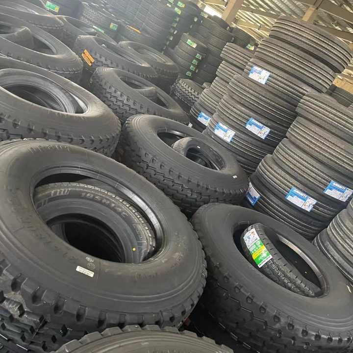 8,25 R16 neumático de camión neumático de autobús doubleroad remolque neumático de camión 8.25R16