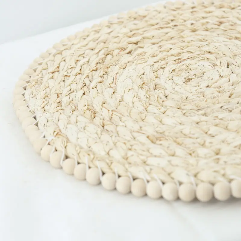 Khác trang trí nội thất thân thiện với môi dệt nơi Thảm macrame trang trí placemat bàn ăn với hạt gỗ