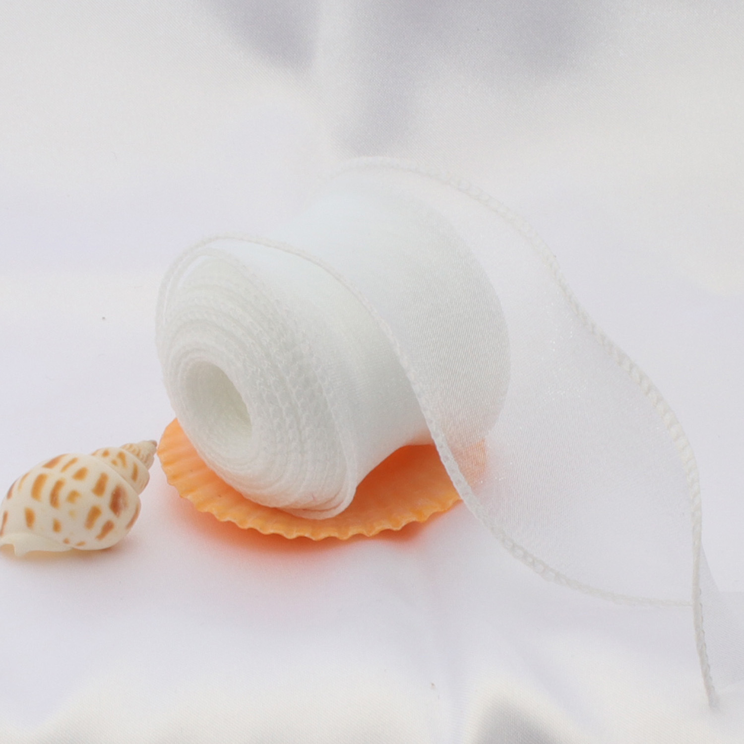 pearl white