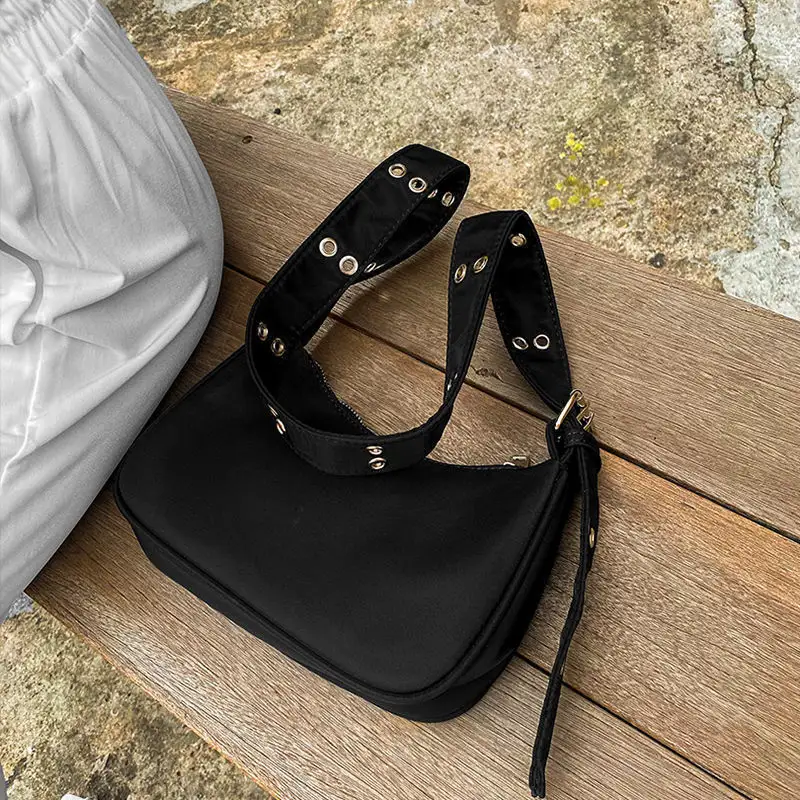INS Trend Individuality Women Designer Nylon Hobo Sport Crossbody Custom Bags Purses And Girl Handbags With Logo