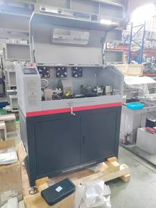 Máquina de prueba de fatiga de flexión giratoria con control de pantalla táctil PLC de - Product Image 3