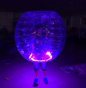 Çocuklar ve yetişkinler için 2025 yeni led kabarcık futbol topu şişme oyuncak