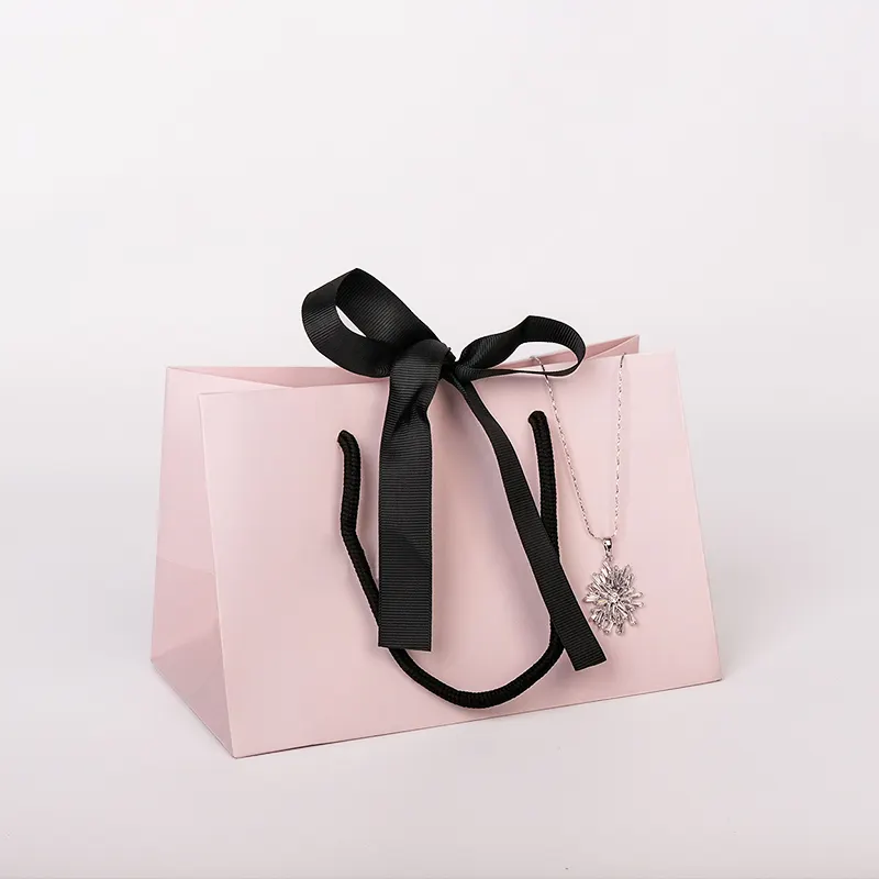 Benutzer definiertes Geschenk Lip gloss Little Lipstick Beauty PR Einkaufs ring Schmuck Schmuck verpackung Papiertüten mit Satin band Krawatten schleife