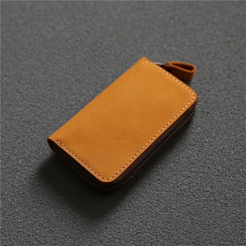 Cuir de vachette pleine fleur jaune mat