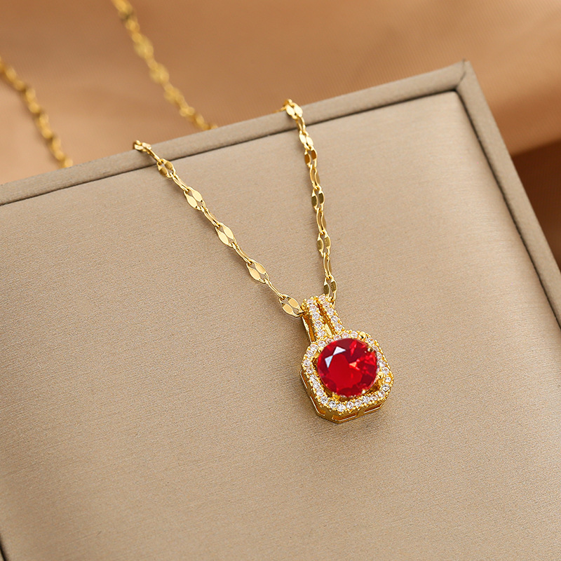 Diamante cuadrado rojo (oro)