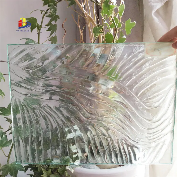 Décoration murale d'art en verre thermofusible design personnalisé four à motifs texturés en verre trempé pour véranda fusdglass de couleur claire
