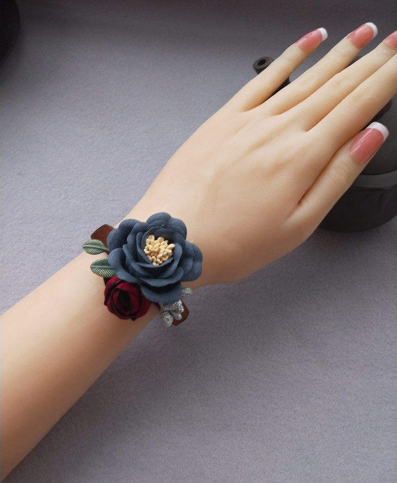 Bracelet grande fleur bleu marine