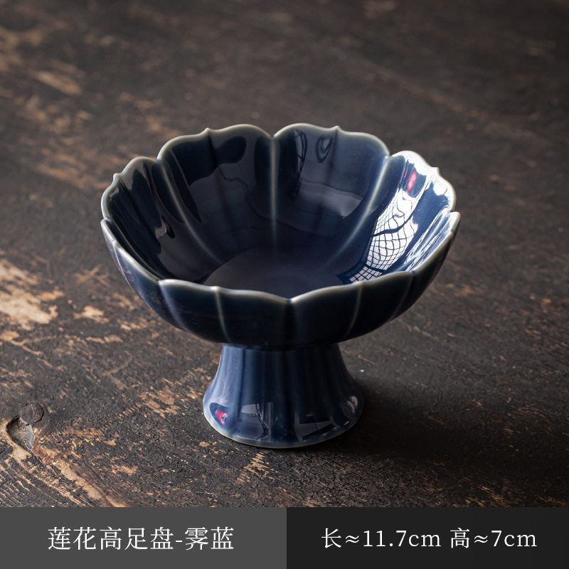 Lotus-shaped high-footed plate (delicate version) - Crimson blue