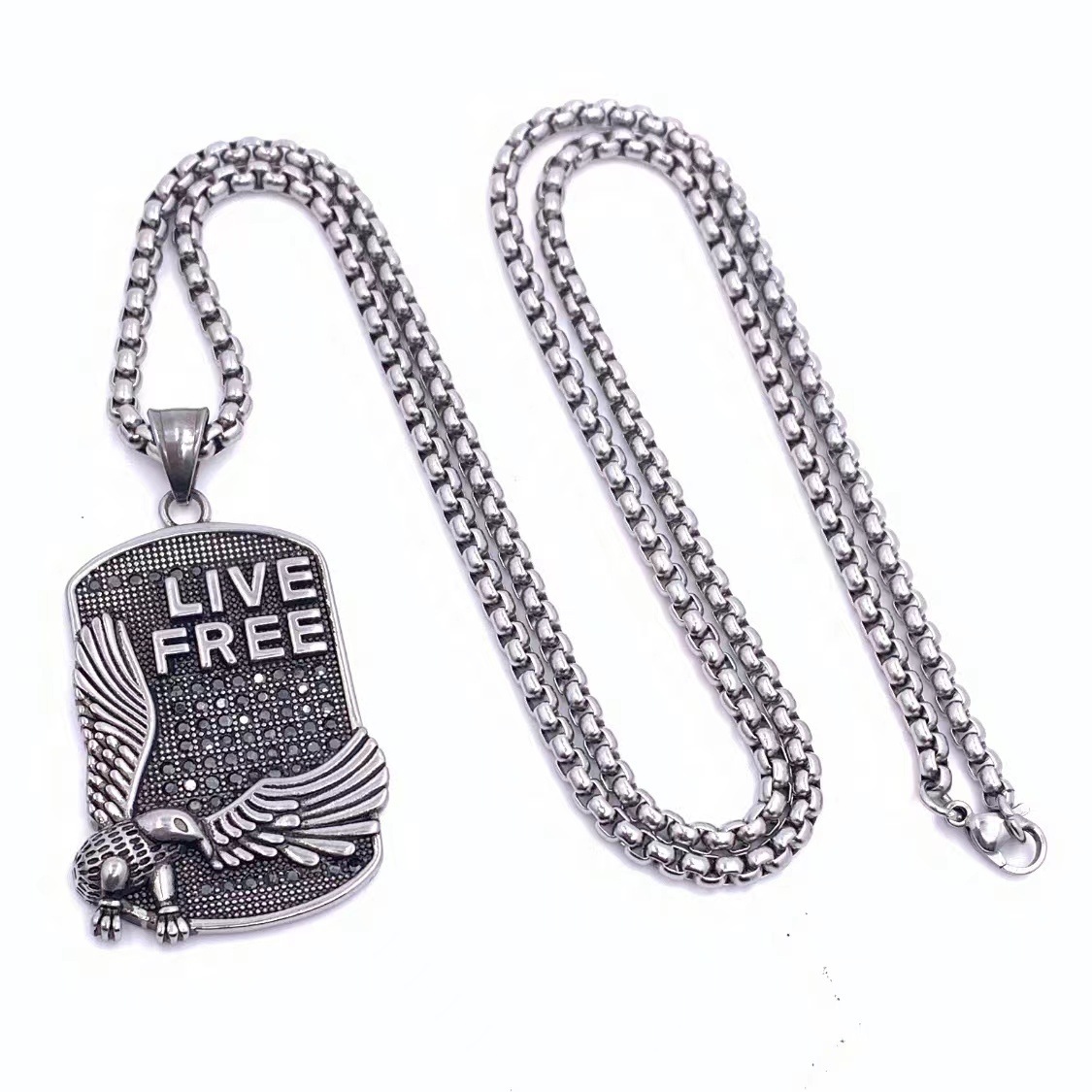 Steel-colored pendant with a 60cm long chain