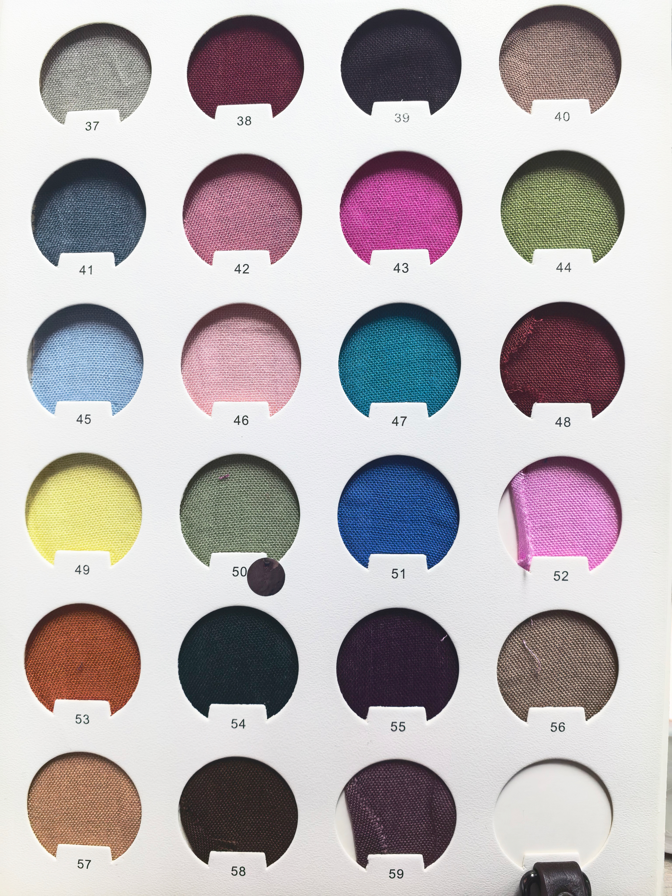 color 3