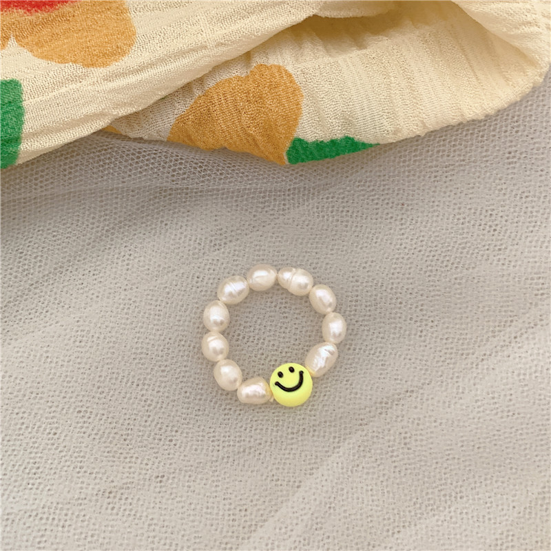 สีเหลือง