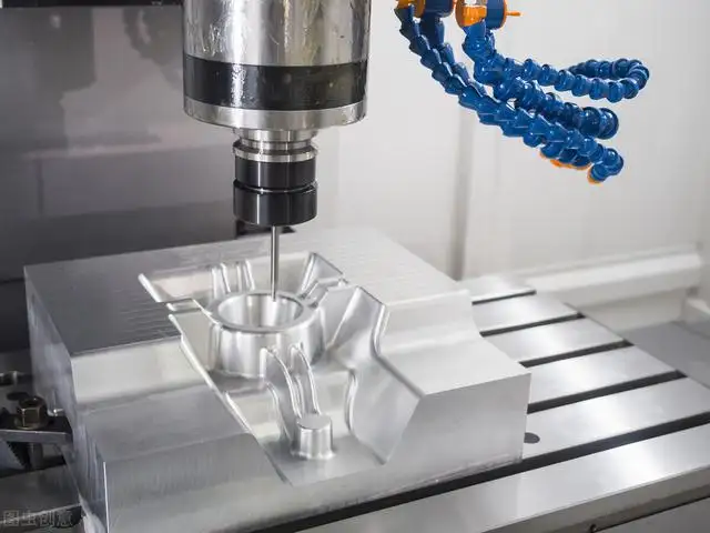 Servicio de mecanizado de fresado CNC personalizado Pieza de máquina de impresión 3D Peek de plástico Servicio de mecanizado CNC de aluminio