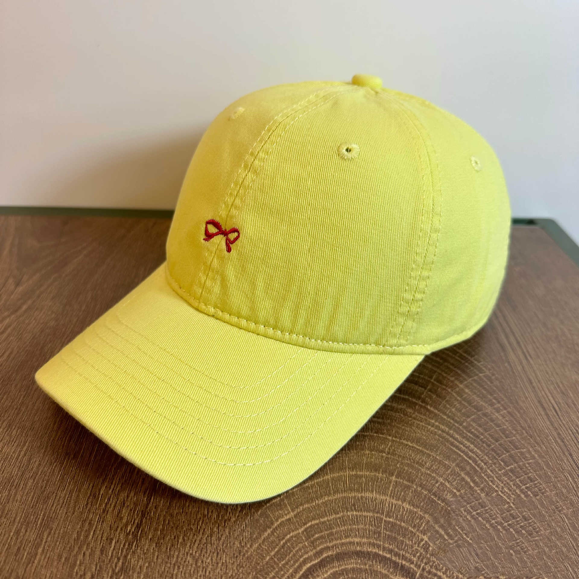 สีเหลือง