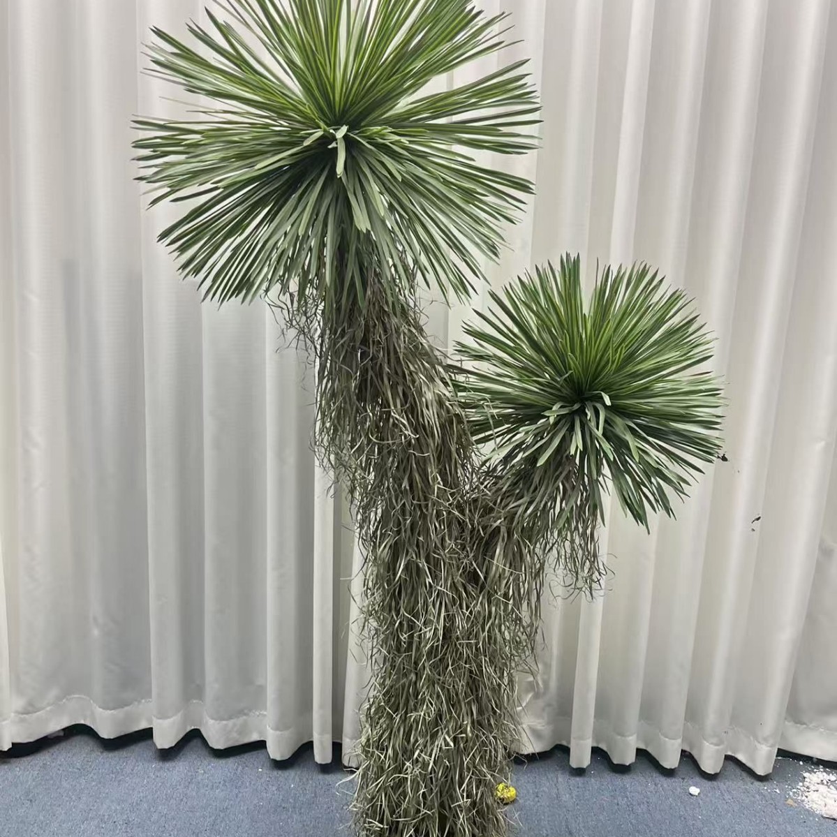 Grand épouvantail à deux têtes de 210 cm