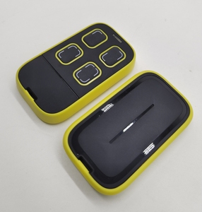 Foyum all'ingrosso Multi frequenza RF trasmettitore senza fili di rotolamento codice universale telecomando duplicatore per la porta del Garage