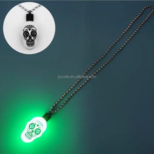 Led ánh sáng lên khuyến mãi tùy chỉnh Quà Tặng quảng cáo bên ủng hộ cho trẻ em sáng lên hộp sọ hình ánh sáng bán buôn - Product Image 2