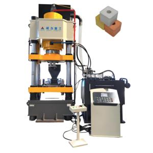WEILI 500トン4列自動油圧プレス機動物塩リックブロック飼料レンガ製造用