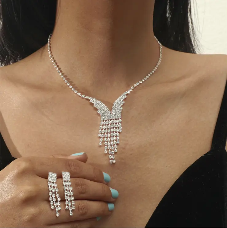 Komi-Conjunto de collar y pendientes con borlas de cristal para mujer, conjunto de joyería nupcial para mujer, diamantes de imitación exagerados, venta al por mayor, 2022