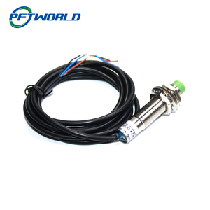 Interruttore di prossimità capacitivo sensore di prossimità M12 LJC12A3 rileva qualsiasi oggetto 2MM 4MM